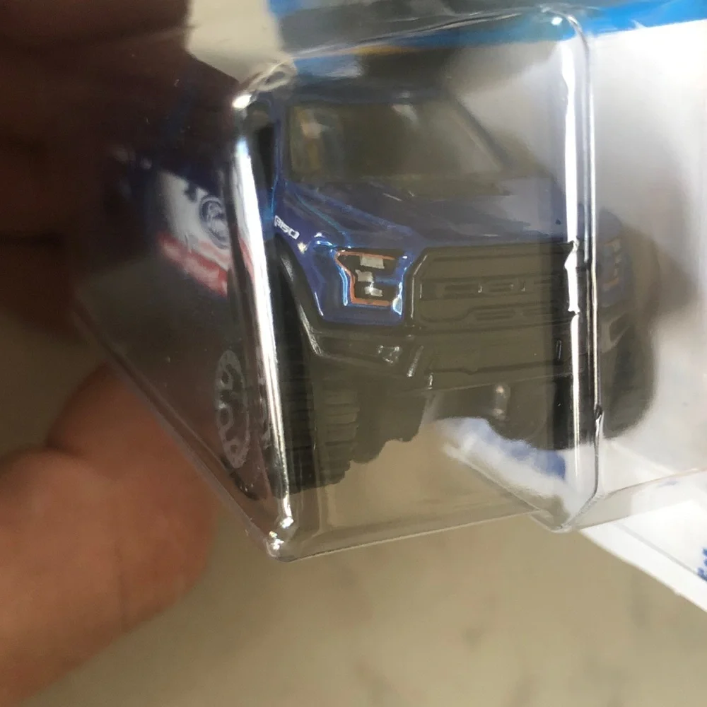 Mattel Hot Wheels Blue Ford F-150 Raptor